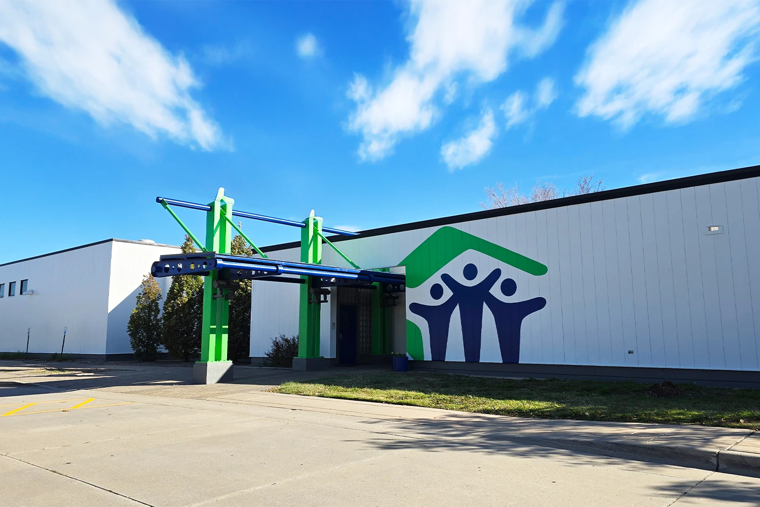 A front view of the entrance of Wichita Habitat for Humanity's headquarters.