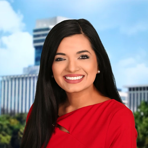 Annette Lawless' headshot.