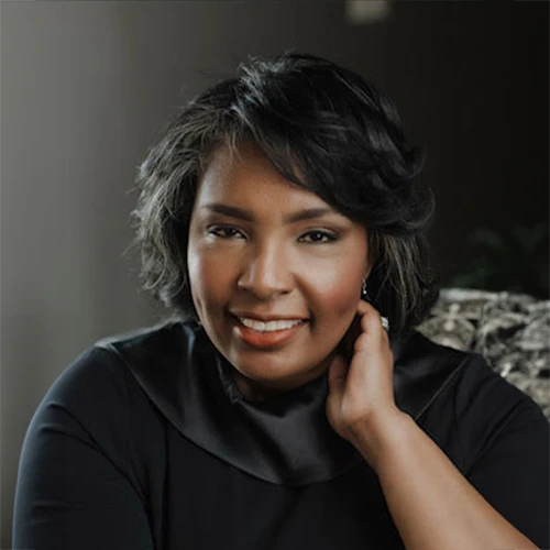 Yolanda White's headshot.