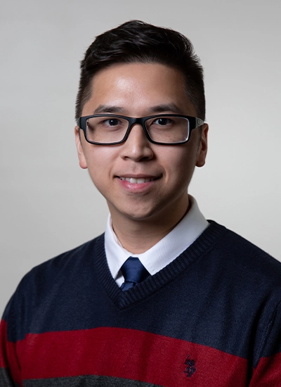 Quang Nguyen's headshot.